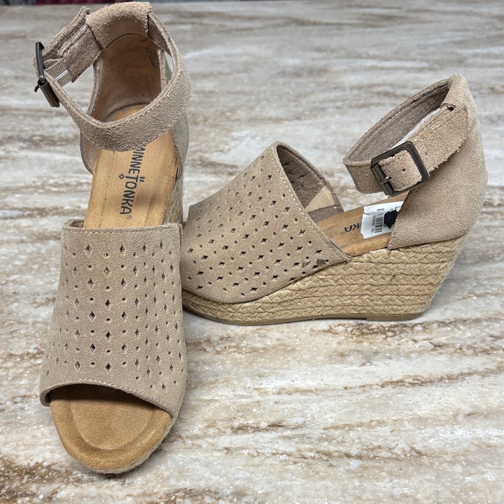 Minnetonka Beige Perforated Wedge Sandals New